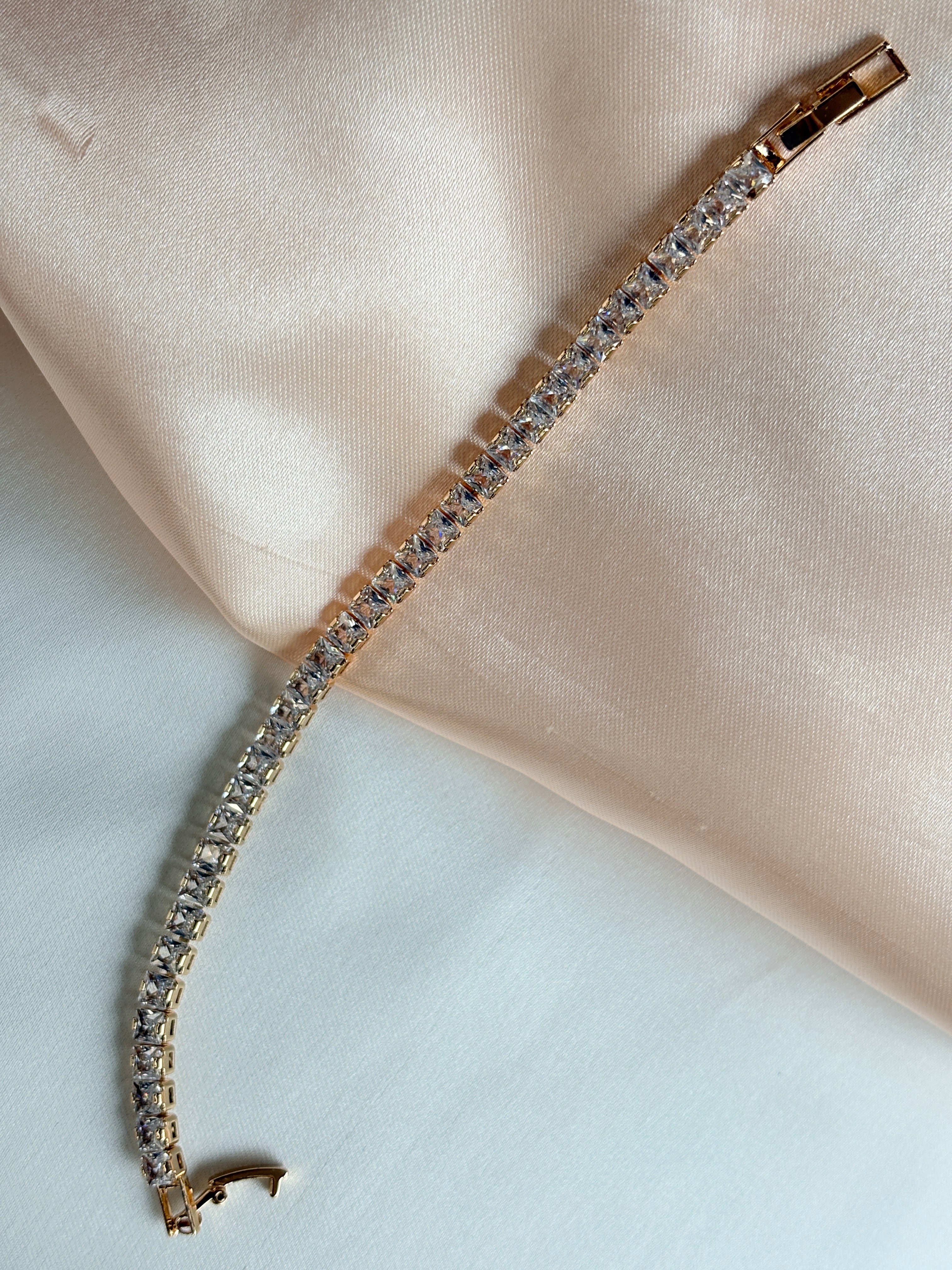 Classic Elegance Gold AD Bracelet