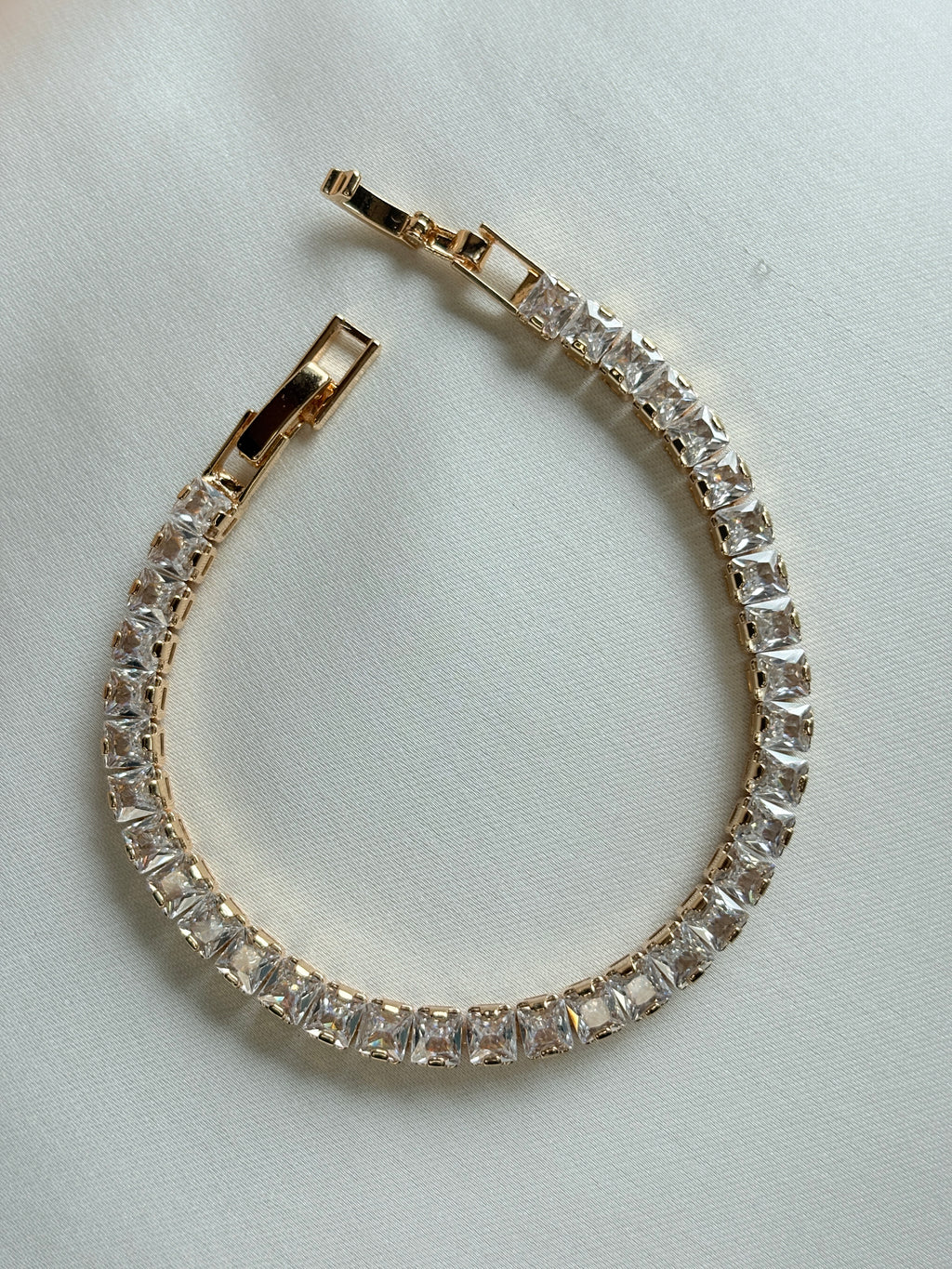 Classic Elegance Gold AD Bracelet