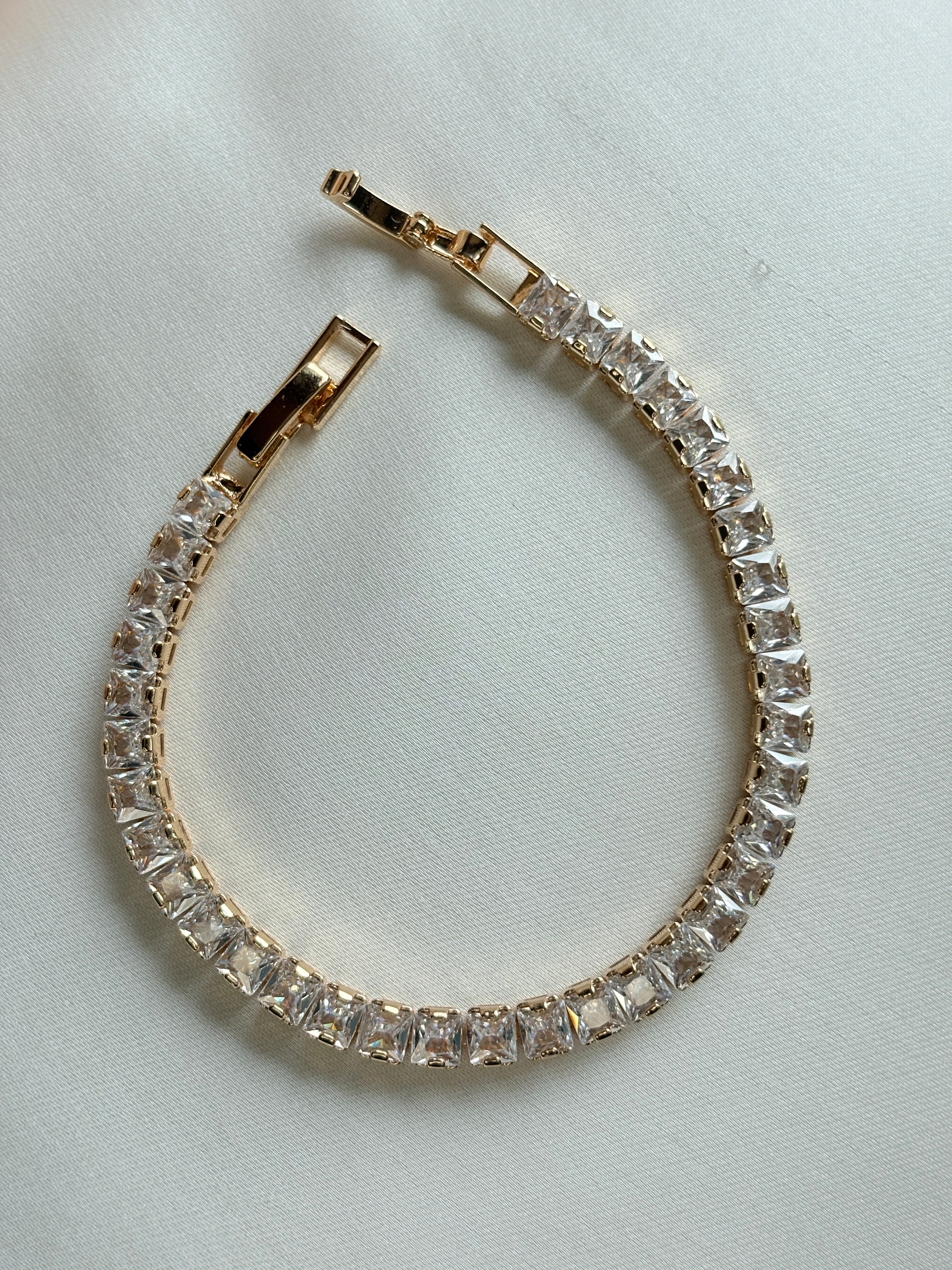 Classic Elegance Gold AD Bracelet