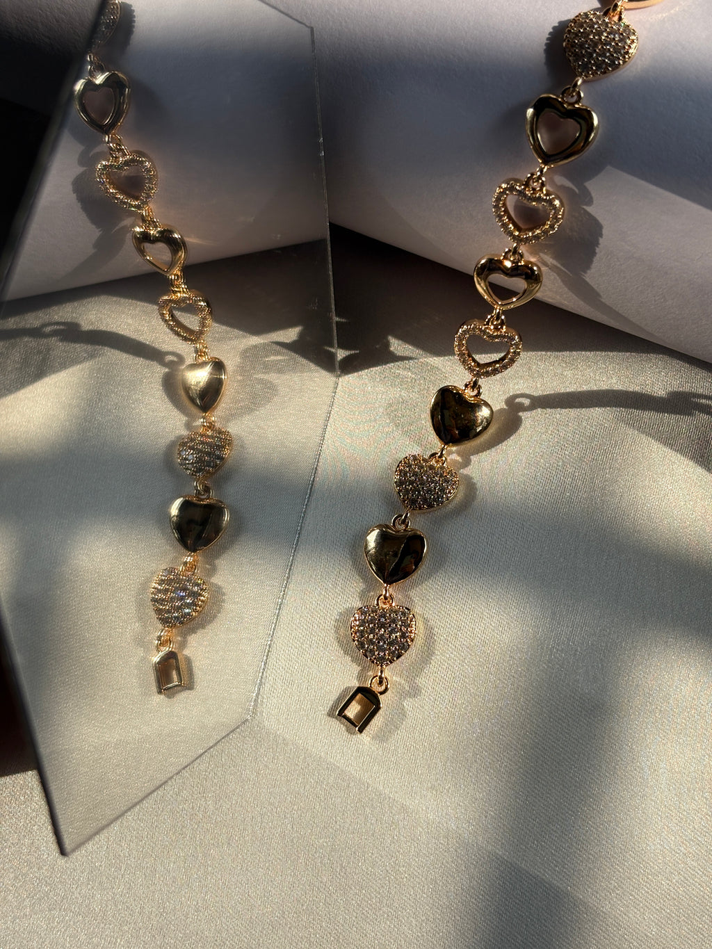 Dainty Heart Charm Bracelet