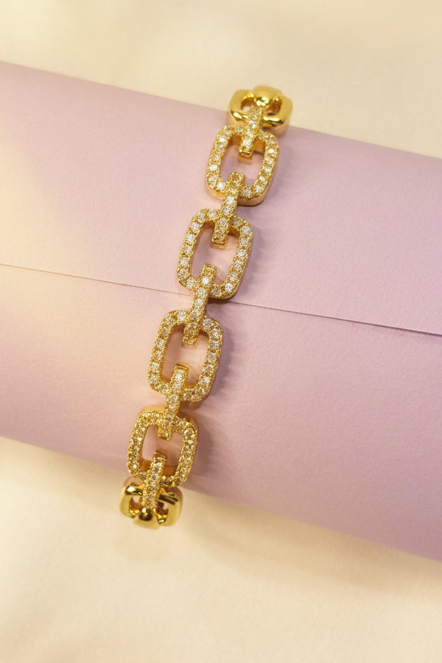 18k Gold Plated Interlocking Pavé Chain Link Bangle Bracelet