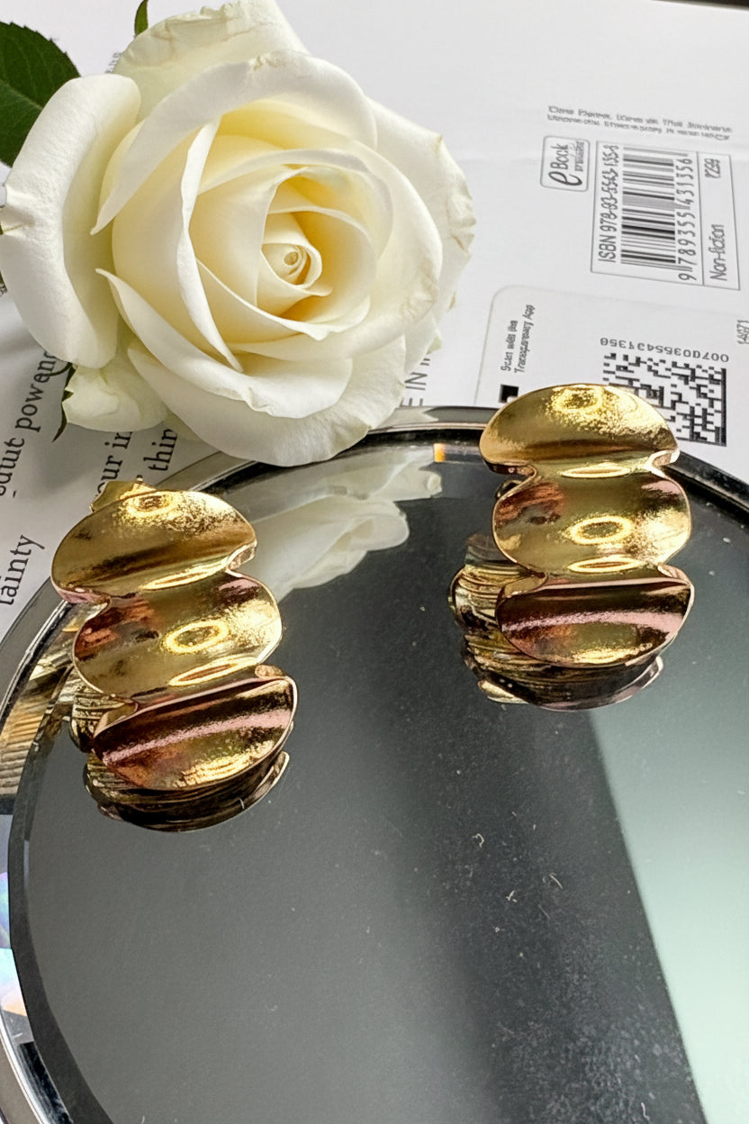 Triple-Tiered Wave Anti-Tarnish Studs