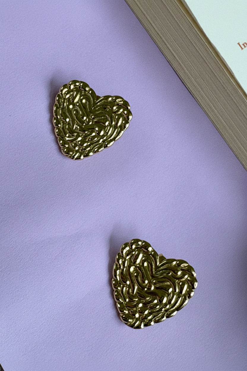Intricate Rope-Textured Anti-Tarnish Heart Earring